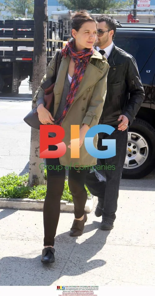 Katie Holmes Leaving NYC Apartment