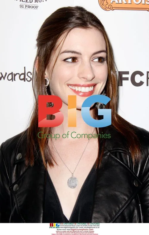 Anne Hathaway at Breaking Upwards Premiere