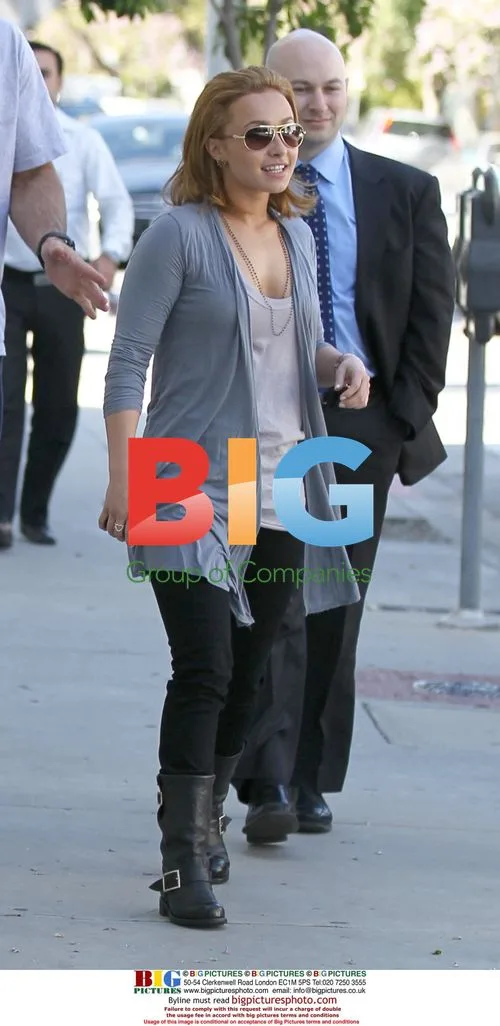 Hayden Panettiere & Wladimir Klitschko Lunch Outing