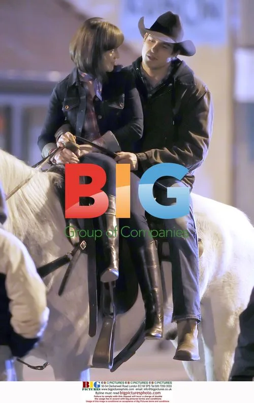 Scarlett Alice Johnson and Sean Faris on horseback