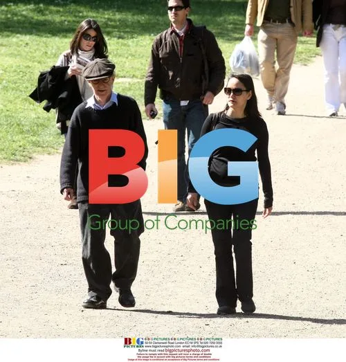 Woody Allen and Wife Take Stroll in Rome Park