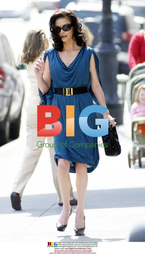 Catherine Zeta-Jones in Blue Jersey Dress