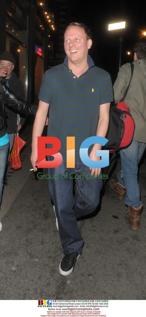 Celebs Enjoy Night Out in London