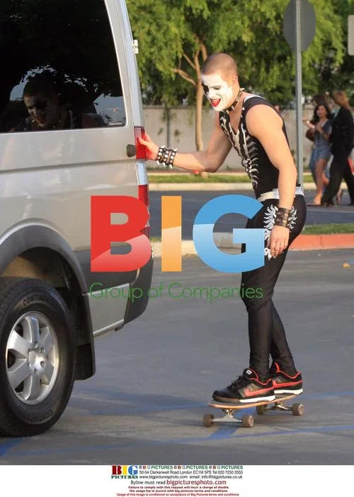 Mark Salling on "Glee" film set