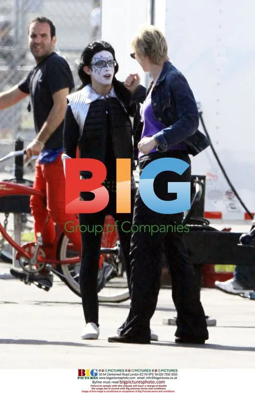 Kevin McHale and Jane Lynch on Glee set