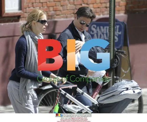 Karolina Kurkova’s NYC Outing with Family