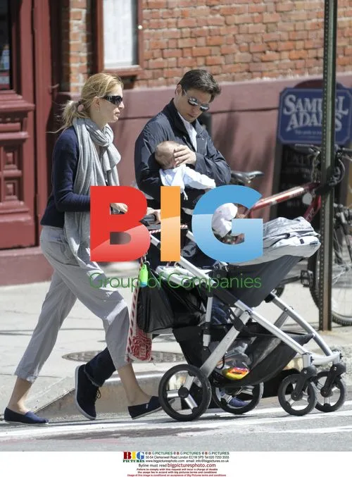 Karolina Kurkova out with family