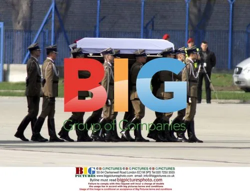 Coffin of Polish President Lech Kaczynski arrives in Warsaw