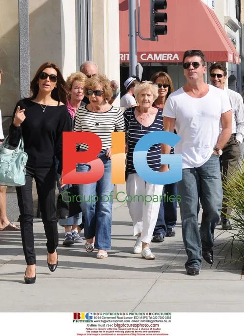 Simon Cowell and Fiance Brunch in Beverly Hills
