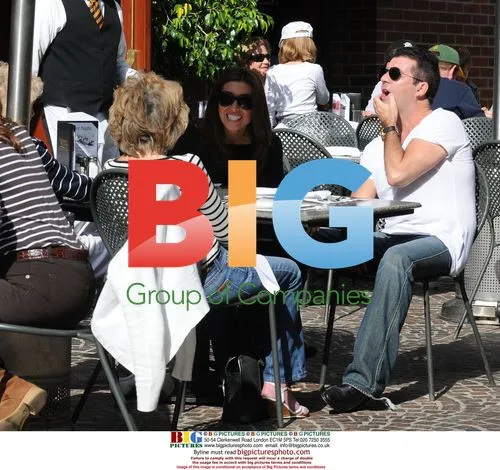 Simon Cowell with fiancée and family in Beverly Hills
