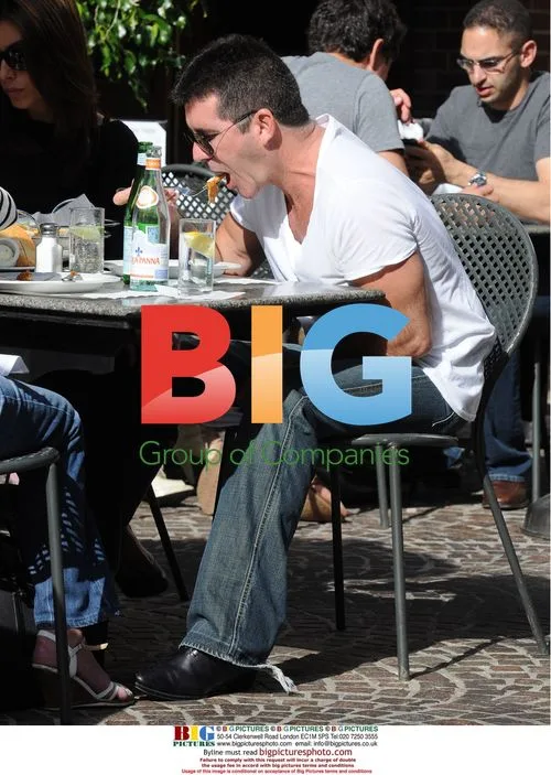 Simon Cowell with fiance and family in Beverly Hills