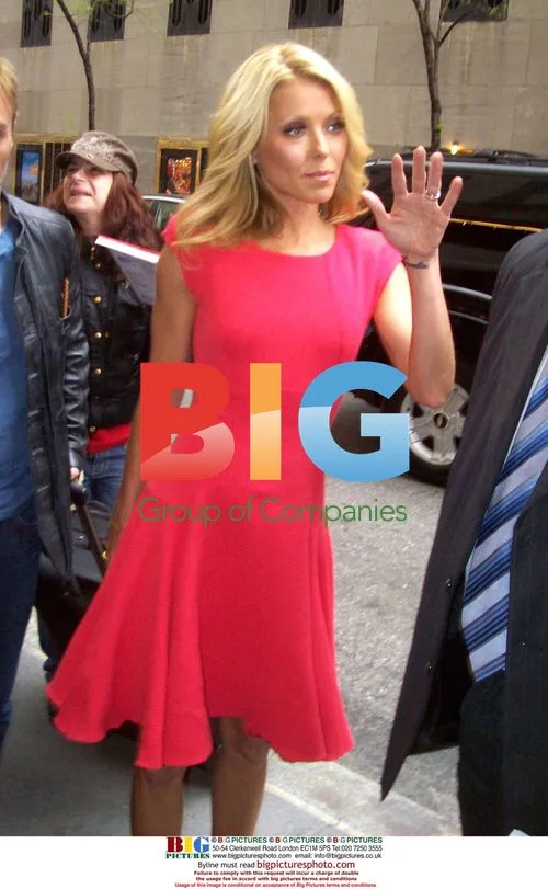 Kelly Ripa on Late Night with Jimmy Fallon
