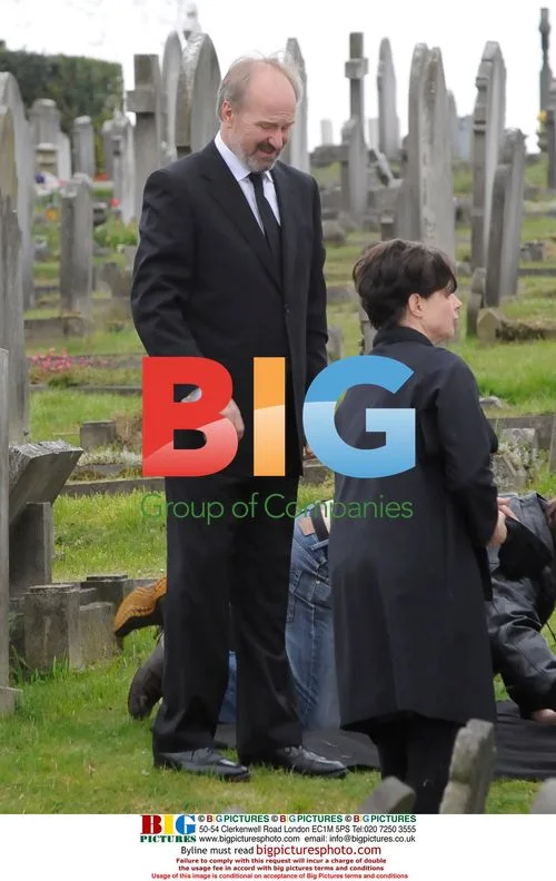 William Hurt Filming 'Late Bloomers' in London