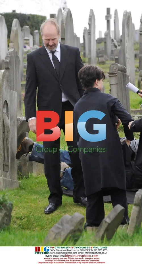 William Hurt filming "Late Bloomers" in London