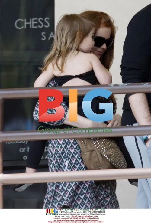 Isla Fisher with daughter Olive Cohen