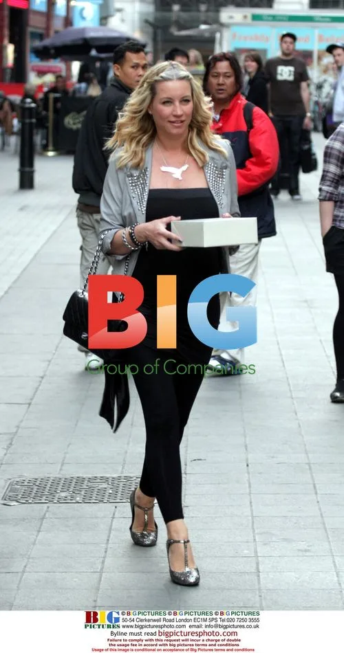 Denise Van Outen and Lee Mead Go Shopping
