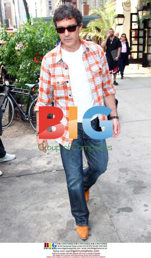 Antonio Banderas Leaving Restaurant