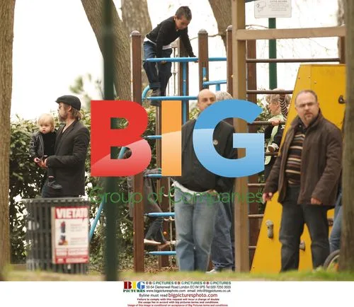 Brad Pitt with kids at park in Venice