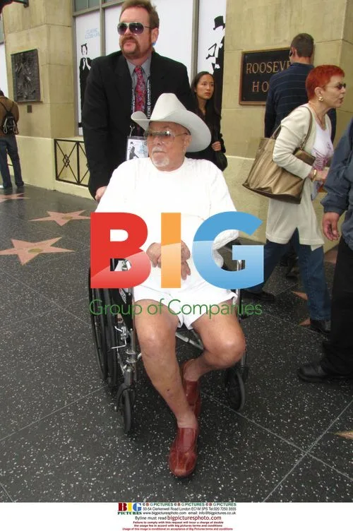 Tony Curtis Greets Fans at TCM Classic Film Fest