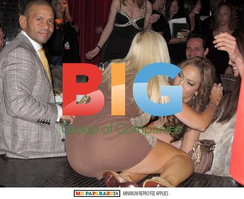 Benny Medina, Jennifer Elise Cox and Jennifer Lopez at US Weekly Party