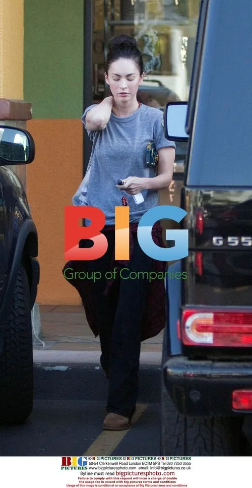 Megan Fox Cosmetic Shopping
