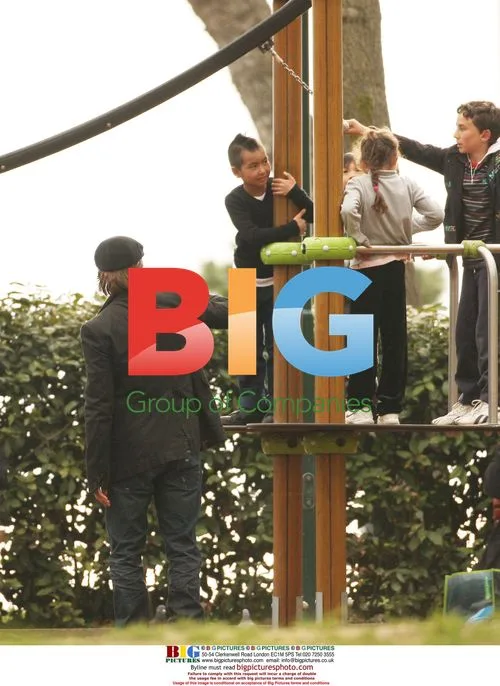 Brad Pitt takes kids to the park in Italy