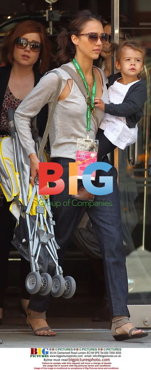 Jessica Alba and daughter Honor in NYC