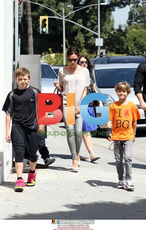 Beckham Family at Pinkberrys in LA