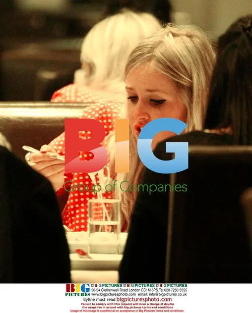 Diana Vickers Celebrates #1 Single