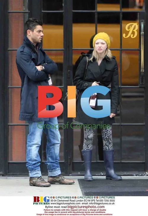 Amanda Seyfried and Dominic Cooper in NYC