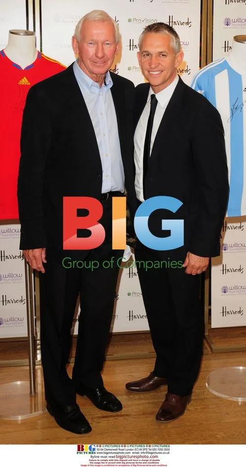Gary Lineker and Bob Wilson at Football Auction Launch