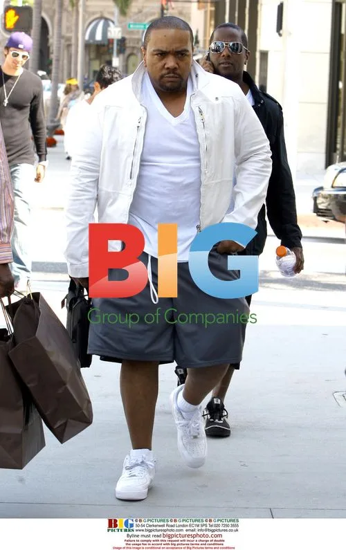 Timbaland Shopping on Rodeo Drive