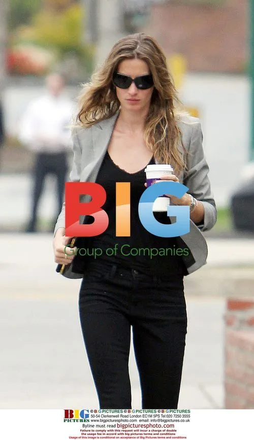 Gisele Bundchen grabs coffee in LA
