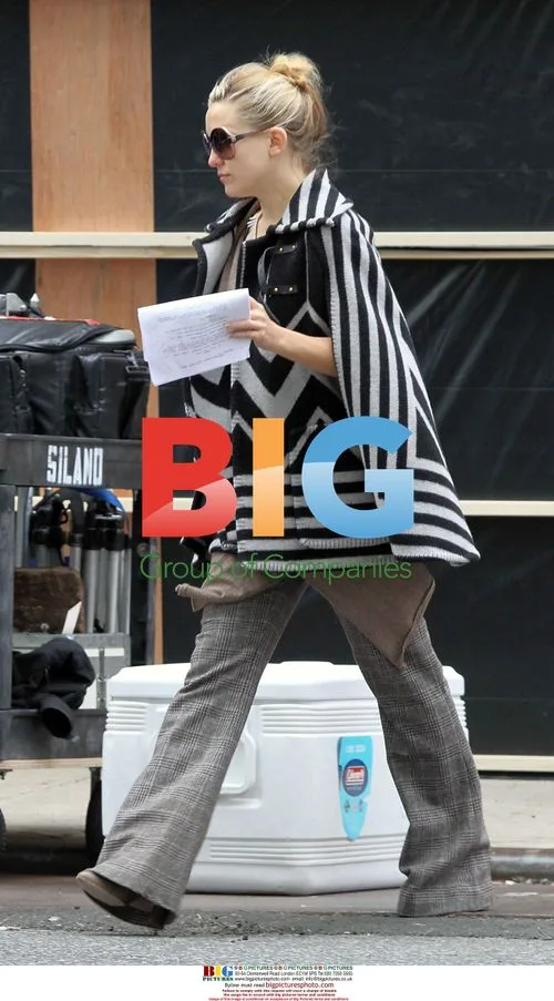 Kate Hudson on Set of "Something Borrowed"