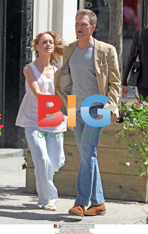 Neil Patrick Harris and Jayma Mays on 'The Smurfs' set