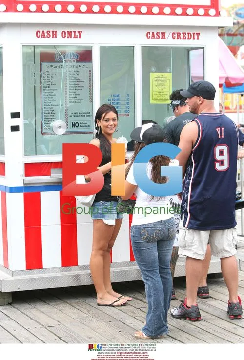 Jersey Shore Cast on NJ Boardwalk