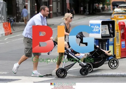 Naomi Watts and Liev Schreiber with kids in Soho