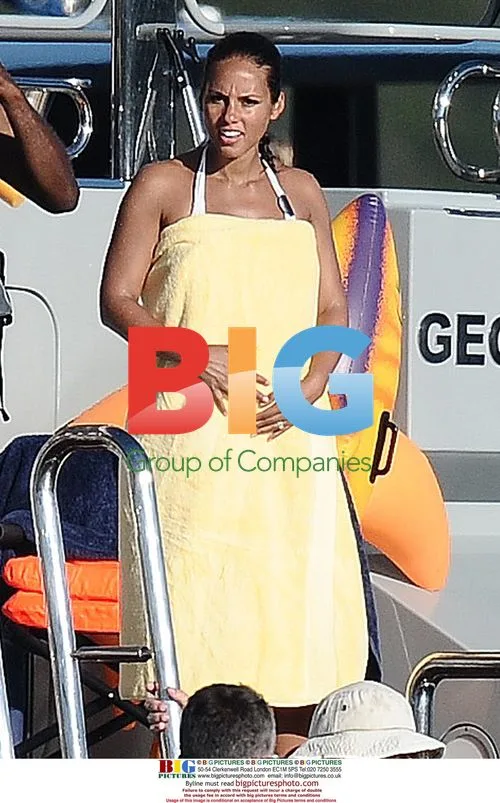 Alicia Keys and Swizz Beatz on Honeymoon
