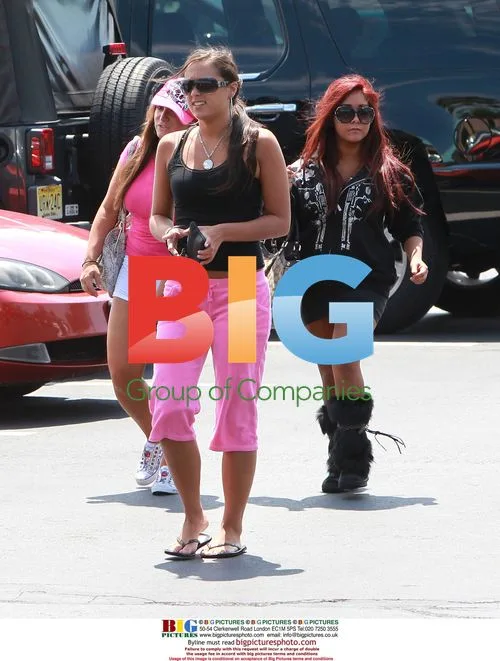 Jersey Shore Cast Doing Laundry