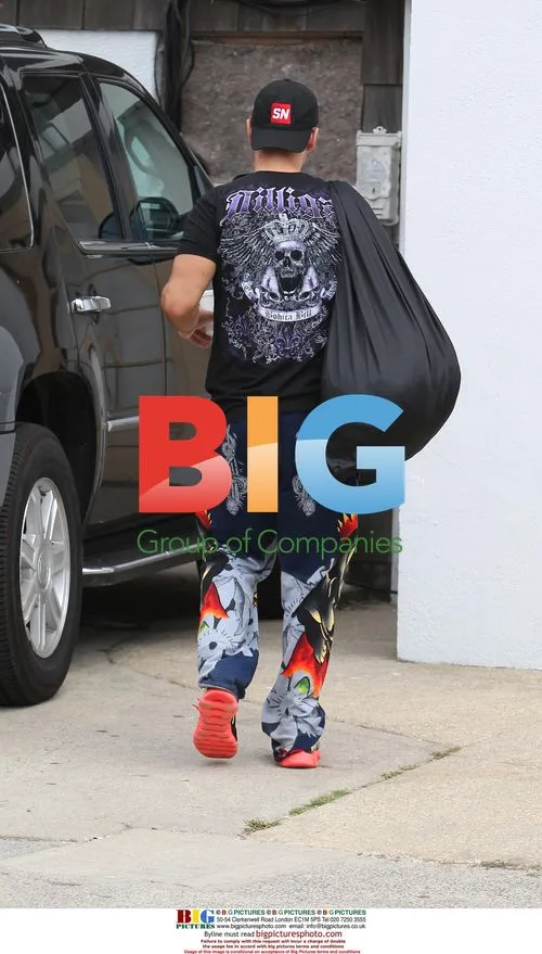 Jersey Shore Cast on Boardwalk
