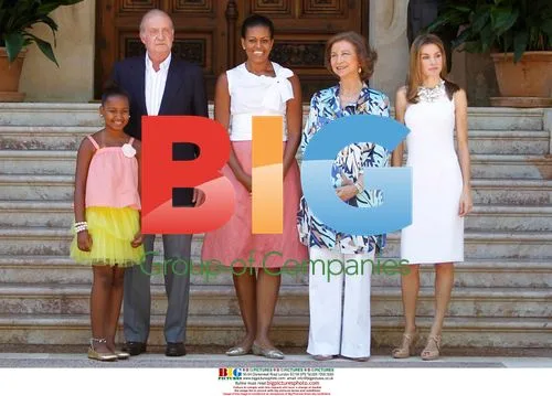 King and Queen greet Michelle Obama in Mallorca