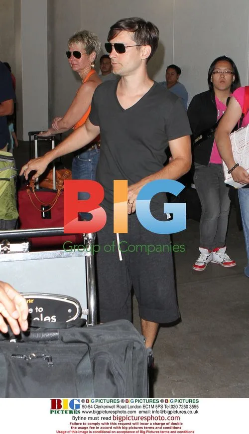 Toby Maguire Arrives at LAX