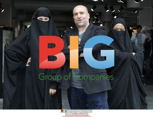 Omid Djalili promotes 'The Infidel' DVD