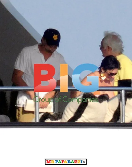 Leonardo DiCaprio, Bar Refaeli and Friends Boat Trip in Sardinia