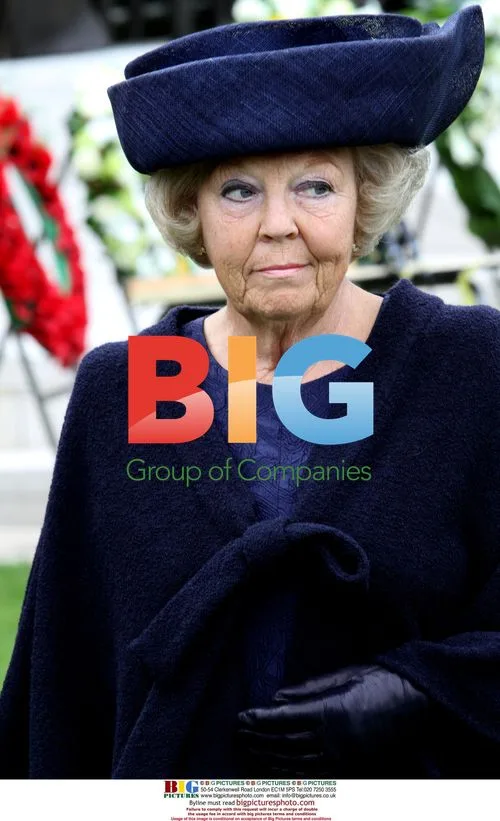 Dutch Queen Beatrix at Indonesian Memorial