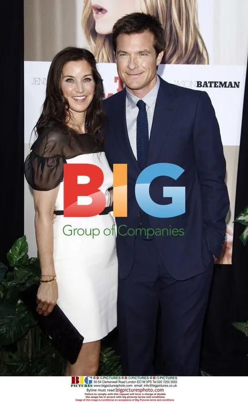 Jason Bateman and Amanda Anka at 'The Switch' Premiere