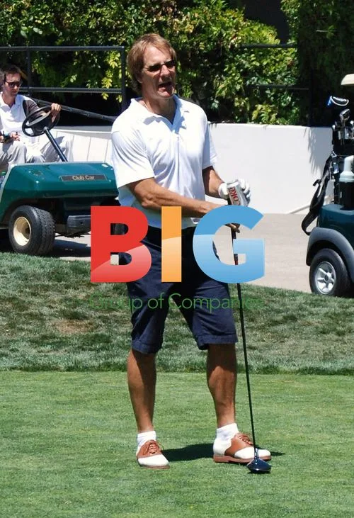Tim Allen, Scott Bakula golf in Burbank
