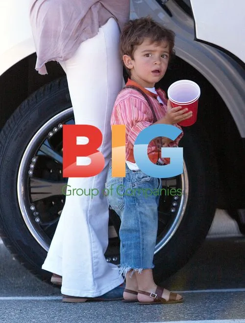 Mathew McConaughey takes break from Lincoln Lawyer