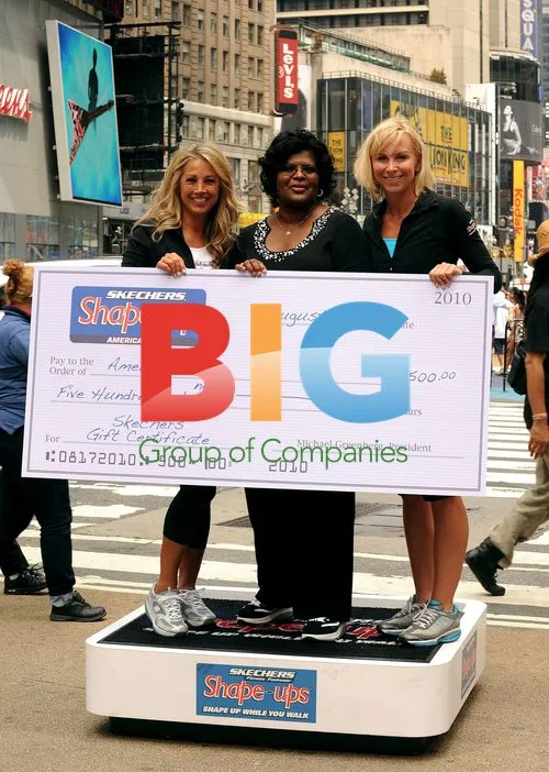 Skechers Shape-Up Tour in Times Square