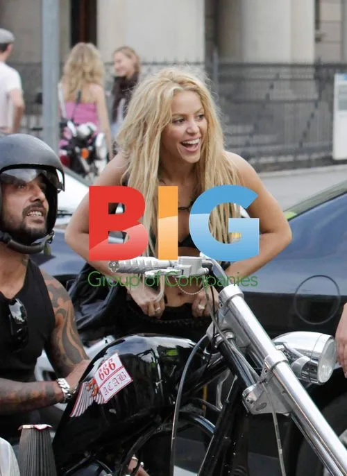 Shakira Filming Music Video in Barcelona